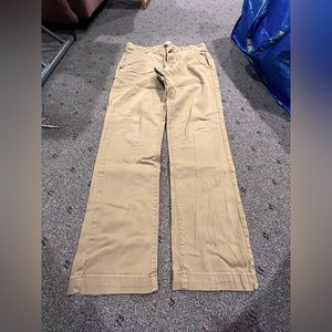 Men’s khaki pants